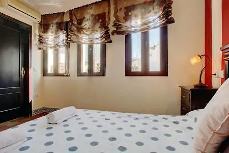 Duplex Centro Con Garaje Gratuito 아파트